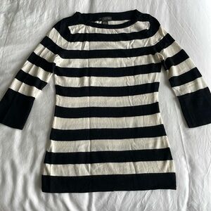 Banana Republic 3/4 Sleeve Sweater - Small